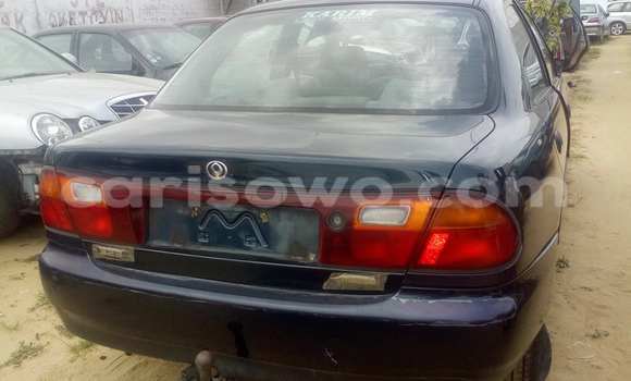 Acheter Occasion Voiture Mazda 323 Bleu à Savalou, Benin Acheter Occasion Voiture Mazda 323 Bleu à Savalou, Benin