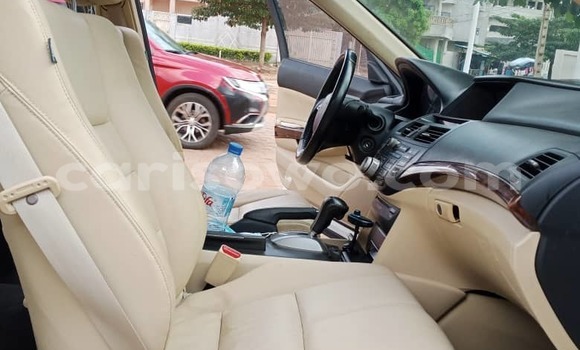 Sayi Na hannu Honda Crosstour White Mota in Cotonou a Benin Sayi Na hannu Honda Crosstour White Mota in Cotonou a Benin