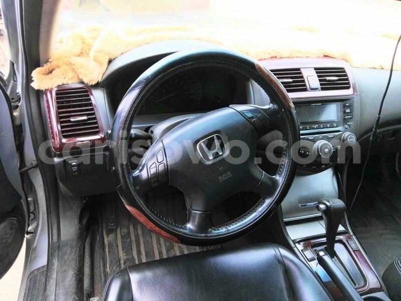 Big with watermark honda accord benin cotonou 12283