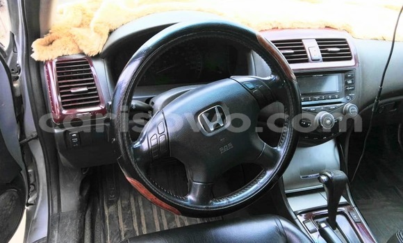 Ra Àlòkù Honda Accord Silver Ọkọ̀ in Cotonou ni Benin Ra Àlòkù Honda Accord Silver Ọkọ̀ in Cotonou ni Benin