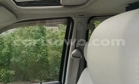 Acheter Occasion Voiture Lincoln Navigator Gris à Cotonou, Benin Acheter Occasion Voiture Lincoln Navigator Gris à Cotonou, Benin