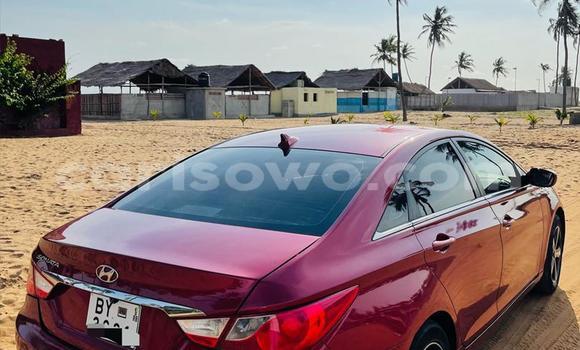 Acheter Occasion Voiture Hyundai Sonata Rouge à Abomey Calavi, Benin Acheter Occasion Voiture Hyundai Sonata Rouge à Abomey Calavi, Benin