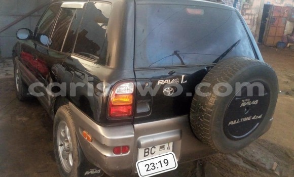 Sayi Na hannu Toyota RAV4 Black Mota in Cotonou a Benin