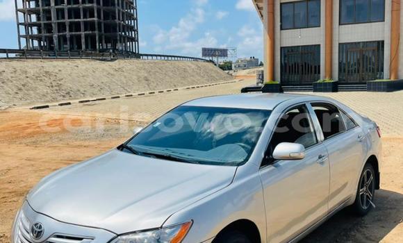 Ra Àlòkù Toyota Camry Silver Ọkọ̀ in Cotonou ni Benin Ra Àlòkù Toyota Camry Silver Ọkọ̀ in Cotonou ni Benin