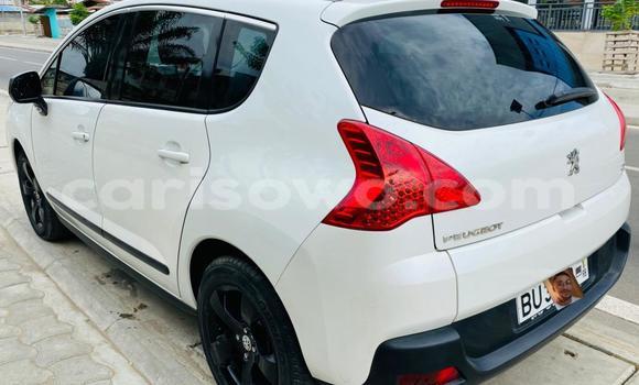 Sayi Na hannu Peugeot 3008 White Mota in Cotonou a Benin Sayi Na hannu Peugeot 3008 White Mota in Cotonou a Benin