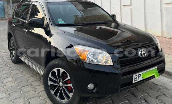Sayi Na hannu Toyota RAV4 Black Mota in Abomey Calavi a Benin