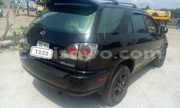 Sayi Na hannu Lexus RX 300 Black Mota in Cotonou a Benin Sayi Na hannu Lexus RX 300 Black Mota in Cotonou a Benin