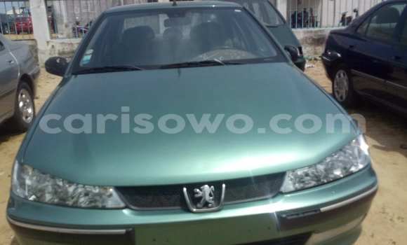 Sayi Na hannu Peugeot 406 Green Mota in Savalou a Benin Sayi Na hannu Peugeot 406 Green Mota in Savalou a Benin