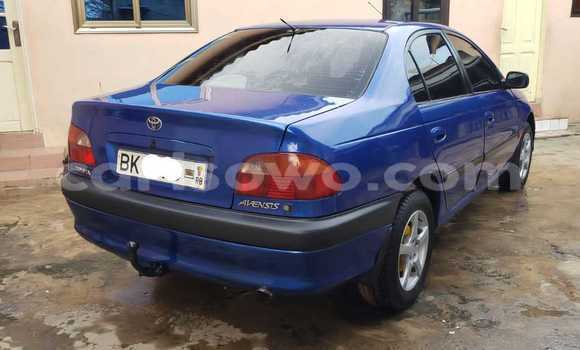 Acheter Occasion Voiture Toyota Avensis Bleu à Cotonou, Benin