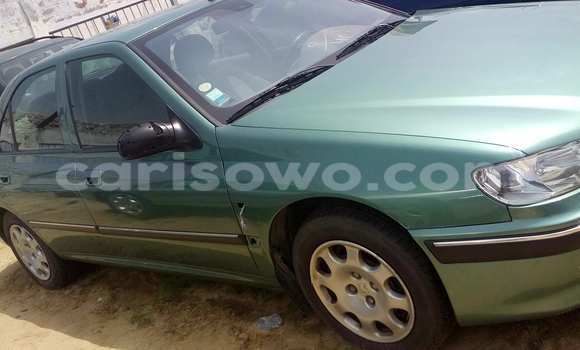 Sayi Na hannu Peugeot 406 Green Mota in Savalou a Benin Sayi Na hannu Peugeot 406 Green Mota in Savalou a Benin