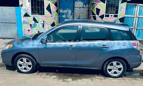 Ra Àlòkù Toyota Matrix Blue Ọkọ̀ in Abomey Calavi ni Benin Ra Àlòkù Toyota Matrix Blue Ọkọ̀ in Abomey Calavi ni Benin
