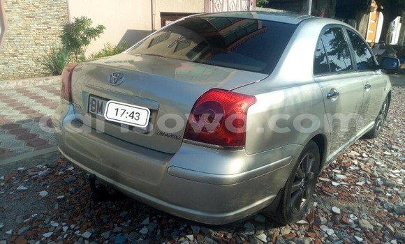 Acheter Occasion Voiture Toyota Avensis Gris à Cotonou, Benin Acheter Occasion Voiture Toyota Avensis Gris à Cotonou, Benin