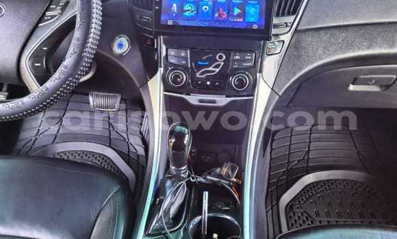 Acheter Occasion Voiture Hyundai Sonata Blanc à Cotonou, Benin Acheter Occasion Voiture Hyundai Sonata Blanc à Cotonou, Benin