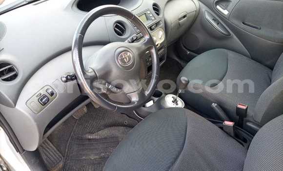 Buy Used Toyota Yaris Silver Car in Abomey Calavi in Benign Buy Used Toyota Yaris Silver Car in Abomey Calavi in Benign