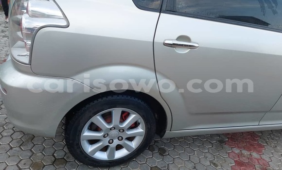 Buy Used Toyota Corolla Verso Silver Car in Abomey Calavi in Benign Buy Used Toyota Corolla Verso Silver Car in Abomey Calavi in Benign