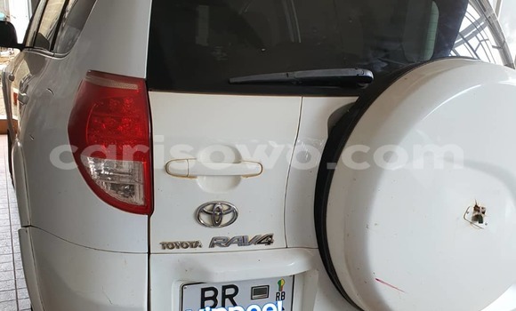 Buy Used Toyota RAV4 White Car in Abomey Calavi in Benign