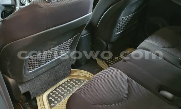 Acheter Occasion Voiture Toyota RAV4 Blanc à Abomey Calavi, Benin Acheter Occasion Voiture Toyota RAV4 Blanc à Abomey Calavi, Benin