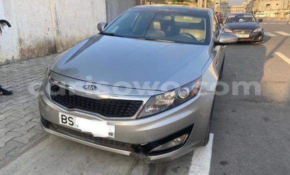 Acheter Occasion Voiture Kia Optima Gris à Cotonou, Benin Acheter Occasion Voiture Kia Optima Gris à Cotonou, Benin