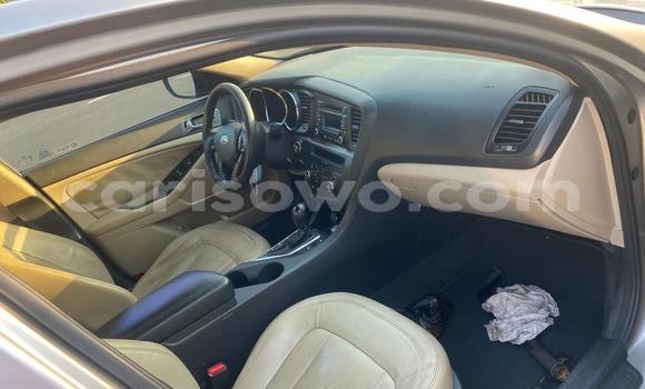 Acheter Occasion Voiture Kia Optima Gris à Cotonou, Benin Acheter Occasion Voiture Kia Optima Gris à Cotonou, Benin