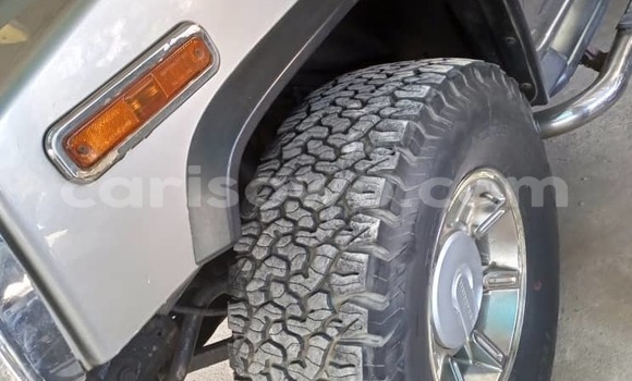 Ra Àlòkù Hummer H2 Miiran Ọkọ̀ in Cotonou ni Benin Ra Àlòkù Hummer H2 Miiran Ọkọ̀ in Cotonou ni Benin