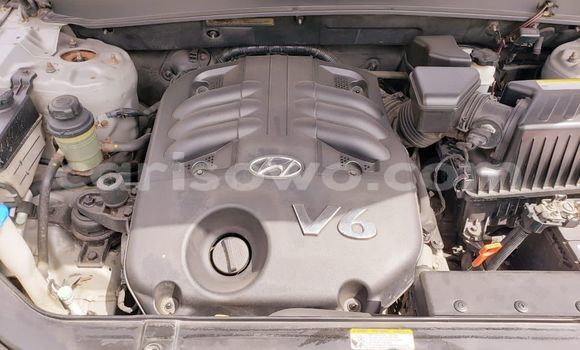 Buy Used Hyundai Santa Fe Silver Car in Cotonou in Benign Buy Used Hyundai Santa Fe Silver Car in Cotonou in Benign