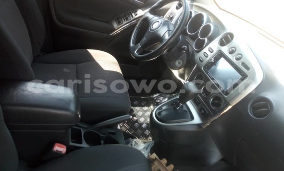 Ra Àlòkù Toyota Matrix Blue Ọkọ̀ in Cotonou ni Benin Ra Àlòkù Toyota Matrix Blue Ọkọ̀ in Cotonou ni Benin