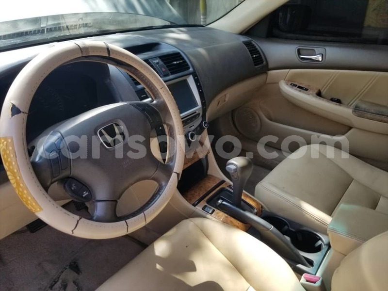 Big with watermark honda accord benin cotonou 12396