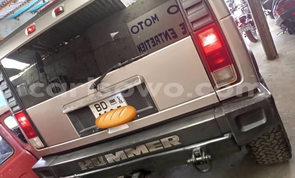 Sayi Na hannu Hummer H2 Azurfa Mota in Abomey Calavi a Benin Sayi Na hannu Hummer H2 Azurfa Mota in Abomey Calavi a Benin