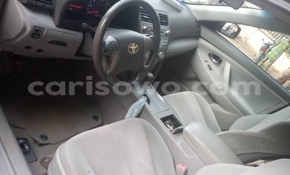 Ra Àlòkù Toyota Camry Black Ọkọ̀ in Cotonou ni Benin Ra Àlòkù Toyota Camry Black Ọkọ̀ in Cotonou ni Benin