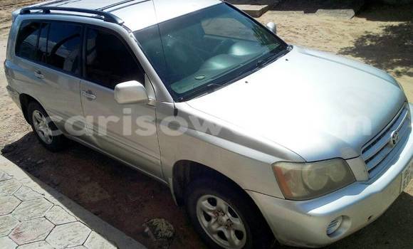 Sayi Na hannu Citroen C6 Azurfa Mota in Cotonou a Benin