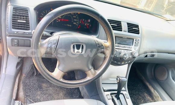 Sayi Na hannu Honda Accord Azurfa Mota in Cotonou a Benin Sayi Na hannu Honda Accord Azurfa Mota in Cotonou a Benin