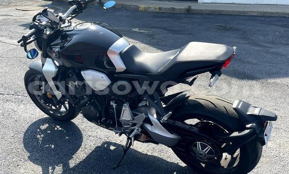 Acheter Import Moto Honda CBR 1000 RR Noir à Abomey, Benin Acheter Import Moto Honda CBR 1000 RR Noir à Abomey, Benin