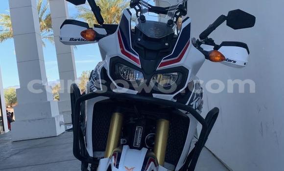 Sayi Imported Honda ATC White Motsi in Porto Novo a Benin