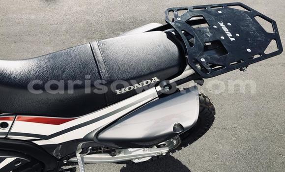 Acheter Import Moto Honda CRF250X Noir à Abomey Calavi, Benin Acheter Import Moto Honda CRF250X Noir à Abomey Calavi, Benin
