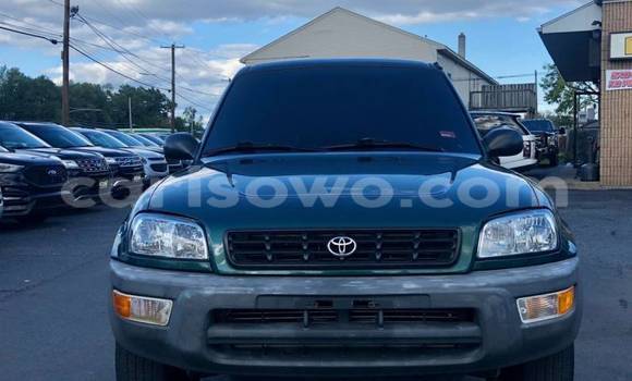 Acheter Import Voiture Toyota RAV4 Vert à Cotonou, Benin Acheter Import Voiture Toyota RAV4 Vert à Cotonou, Benin