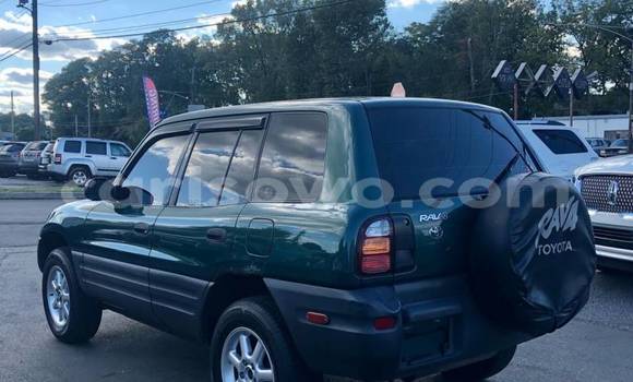 Acheter Import Voiture Toyota RAV4 Vert à Cotonou, Benin Acheter Import Voiture Toyota RAV4 Vert à Cotonou, Benin