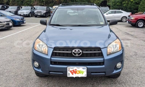 Acheter Import Voiture Toyota RAV4 Bleu à Porto Novo, Benin Acheter Import Voiture Toyota RAV4 Bleu à Porto Novo, Benin