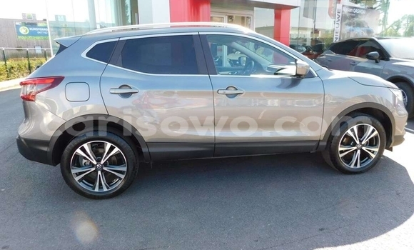 Acheter Import Voiture Nissan Qashqai Gris à Porto Novo, Benin Acheter Import Voiture Nissan Qashqai Gris à Porto Novo, Benin