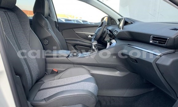 Acheter Import Voiture Peugeot 3008 Blanc à Cotonou, Benin Acheter Import Voiture Peugeot 3008 Blanc à Cotonou, Benin