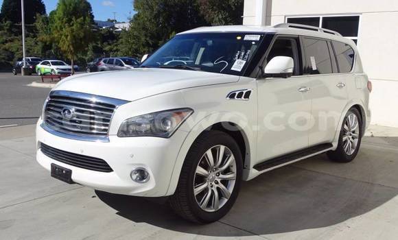 Acheter Import Voiture Infiniti QX56 Blanc à Porto Novo, Benin Acheter Import Voiture Infiniti QX56 Blanc à Porto Novo, Benin