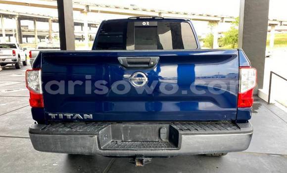 Acheter Import Voiture Nissan Titan Bleu à Cotonou, Benin Acheter Import Voiture Nissan Titan Bleu à Cotonou, Benin
