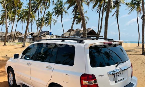 Acheter Occasion Voiture Toyota Highlander Blanc à Cotonou, Benin Acheter Occasion Voiture Toyota Highlander Blanc à Cotonou, Benin
