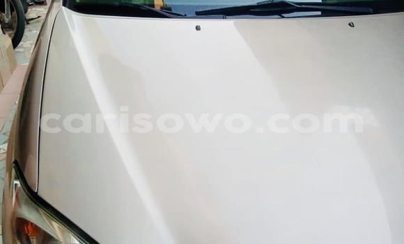 Sayi Na hannu Toyota Camry Azurfa Mota in Cotonou a Benin Sayi Na hannu Toyota Camry Azurfa Mota in Cotonou a Benin