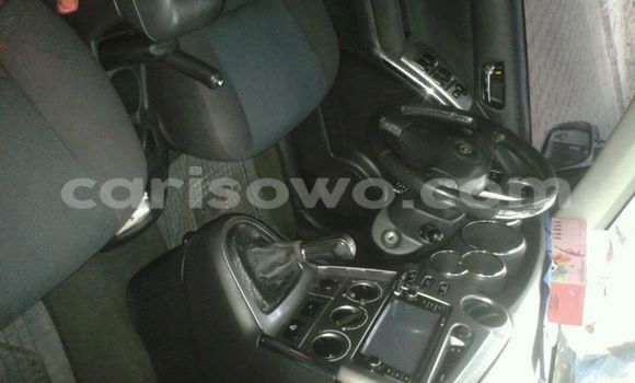 Sayi Na hannu Toyota Matrix Azurfa Mota in Savalou a Benin Sayi Na hannu Toyota Matrix Azurfa Mota in Savalou a Benin