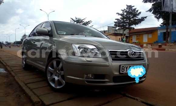 Acheter Occasion Voiture Toyota Avensis Gris à Cotonou, Benin