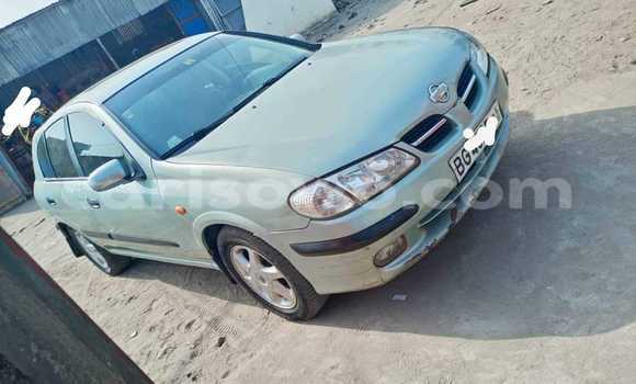 Sayi Na hannu Nissan Almera Green Mota in Abomey Calavi a Benin