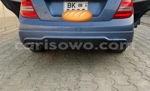 Sayi Na hannu Mercedes-Benz C-Classe Blue Mota in Cotonou a Benin Sayi Na hannu Mercedes-Benz C-Classe Blue Mota in Cotonou a Benin