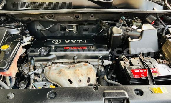 Ra Àlòkù Toyota RAV4 Blue Ọkọ̀ in Cotonou ni Benin Ra Àlòkù Toyota RAV4 Blue Ọkọ̀ in Cotonou ni Benin