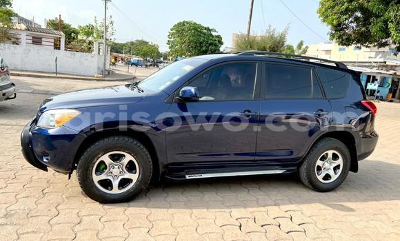 Ra Àlòkù Toyota RAV4 Blue Ọkọ̀ in Cotonou ni Benin Ra Àlòkù Toyota RAV4 Blue Ọkọ̀ in Cotonou ni Benin