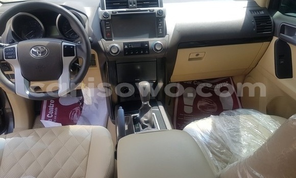 Acheter Occasion Voiture Toyota Land Cruiser Prado Marron à Cotonou, Benin Acheter Occasion Voiture Toyota Land Cruiser Prado Marron à Cotonou, Benin